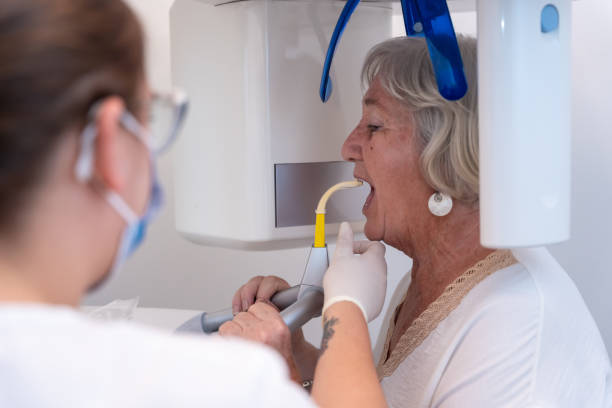 Best Emergency Dentist for Knocked-Out Tooth in Dutch Island, GA